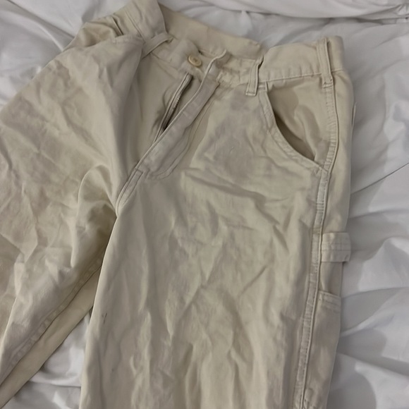 Brandy Melville cargo pants beige cream - Picture 2 of 4